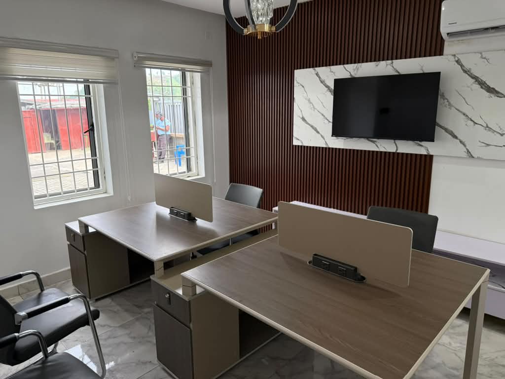Executive Private Office Pod