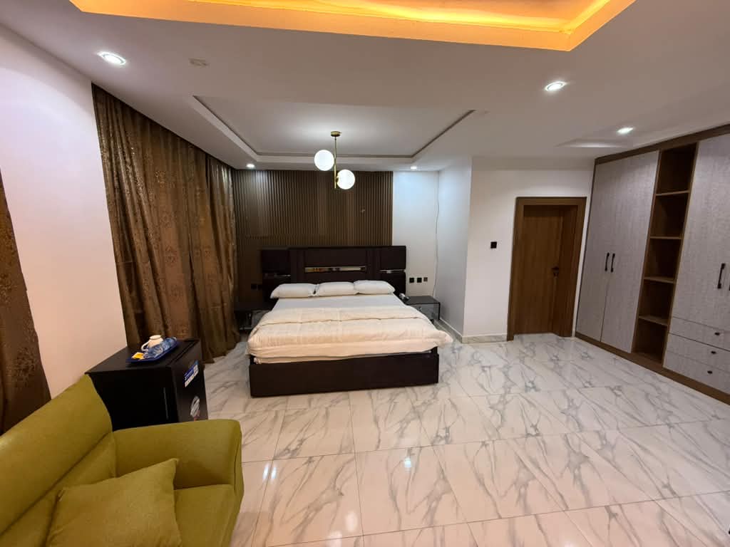 SoilSmart Haven Executive Suite